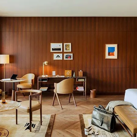 Madame Rêve Hotel