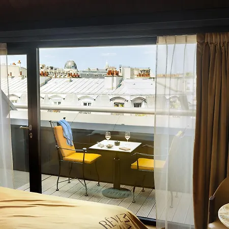 Madame Reve Hotel Parijs