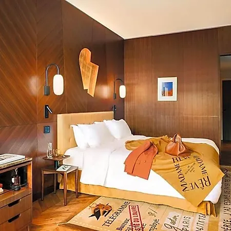 Madame Reve Hotel