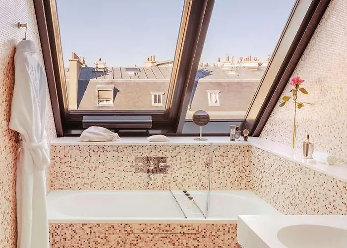 Hotel Madame Reve 5*