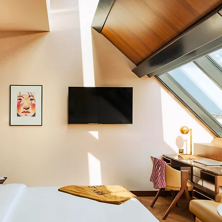 Hotel Madame Reve